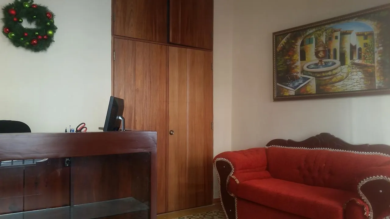 Colonial Charm Hostel Santo Domingo