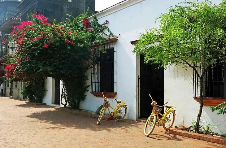 Colonial Charm Hostel Santo Domingo