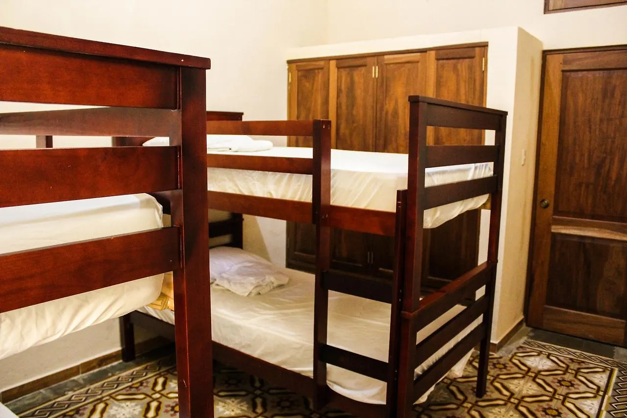 Colonial Charm Hostel Santo Domingo