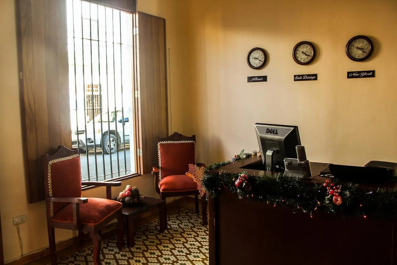 Colonial Charm Hostel Santo Domingo
